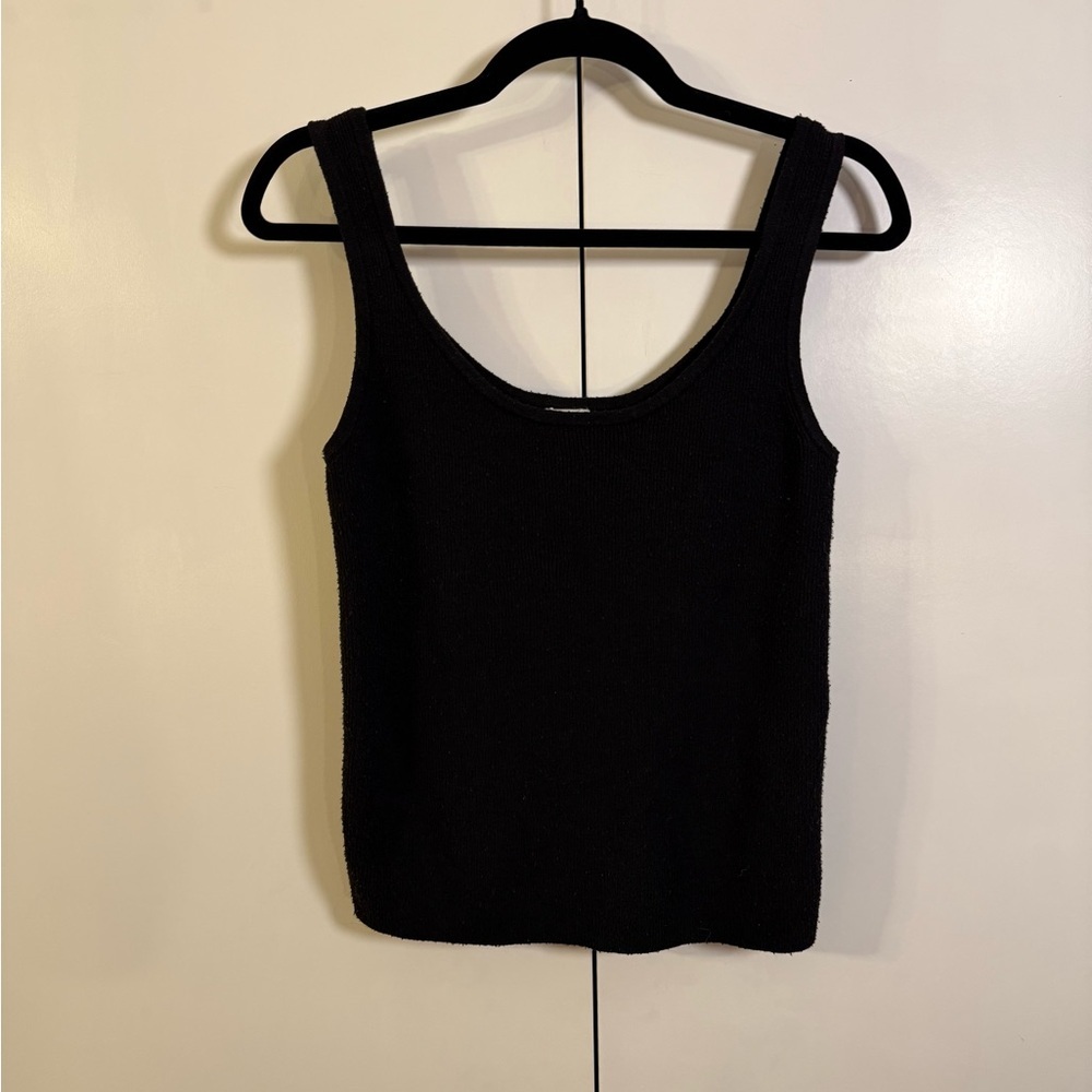 Black Fitted Ribbed Sweater Tank Top | Medium | A New Day - Picture 4 of 8